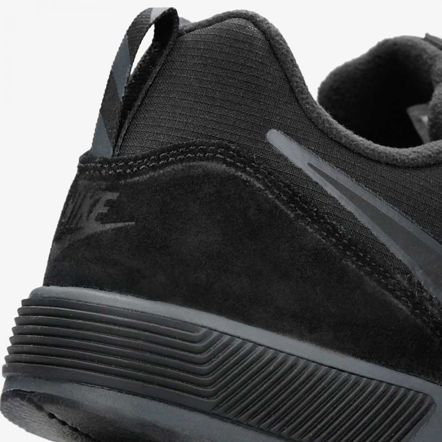Купи маратонки Nike