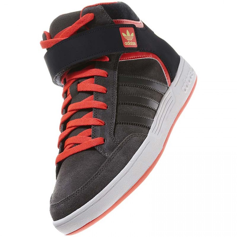 Adidas Varial Mid kecove